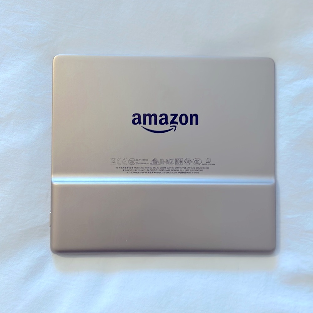 Champagne Gold Amazon Kindle Oasis